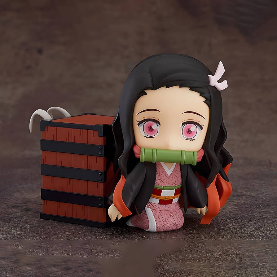 【限定】顔変えパーツ付き　鬼滅の刃　フィギュア　竈門禰豆子 Amazon.co.jp: ねんどろいど 鬼滅-の刃 竈門禰豆子 10cm